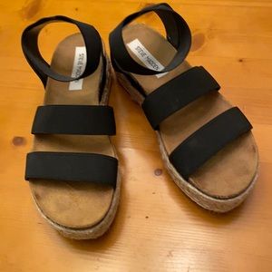 Steve Madden platform sandals